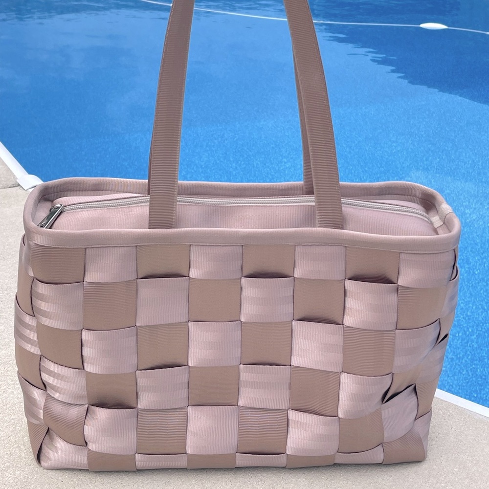 Harveys Executive Tote